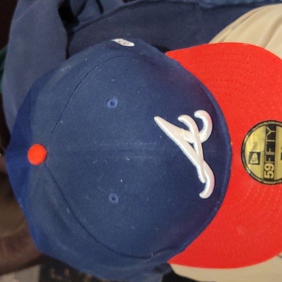 Hat - Picture 4 of 4